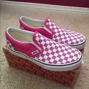 raspberry rose checkered vans